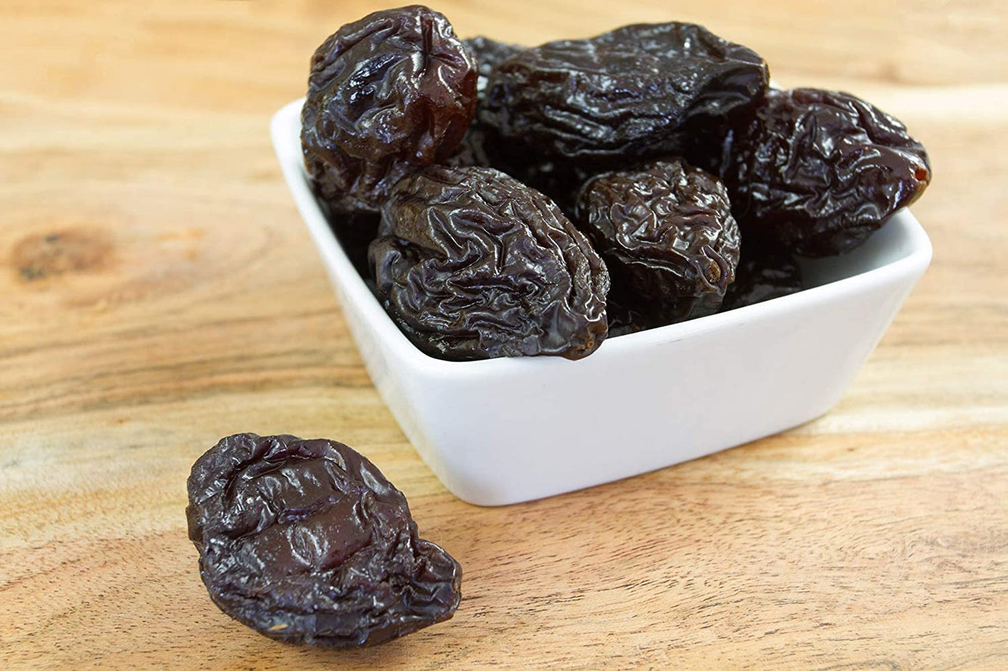 Mariani | Pitted Prunes | Dried Fruit | Healthy, Vegan, Gluten Free Snack for Kids & Adults | No Sugar Added | 32 Ounces (Pack of 1) - Resealable Bag